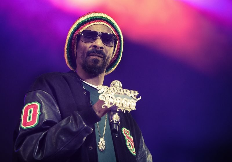 snoop dogg celebrity weed icon cannabis influencer